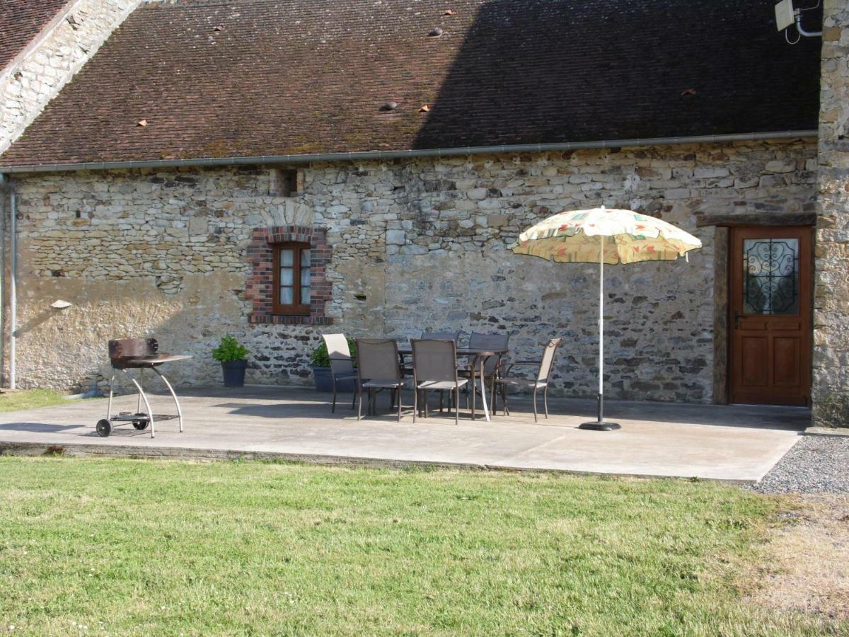 Gite " L'Albizia" Prissac Exterior foto